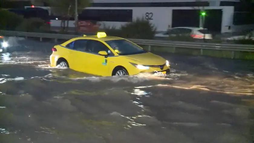 Adel siała chaos w Grecji