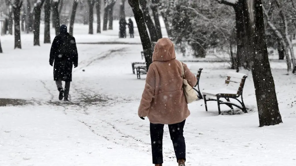 Śnieg i szklanka na drogach. Gdzie zimowe warunki będą najbardziej niebezpieczne