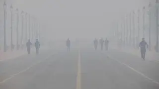 Dym z pól uprawnych zatruwa największe miasto świata