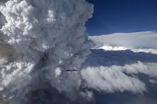 Chmura cumulonimbus flammagenitus