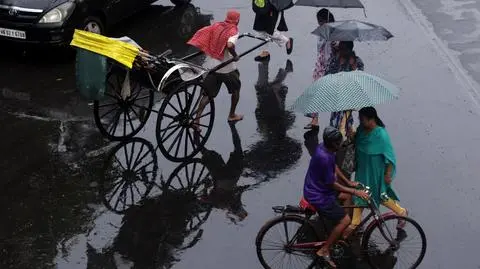 Cyklon Montha nawiedził wschodnie Indie