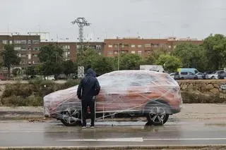 Przygotowania do burzy Alice w okolicach Walencji