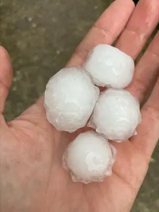Grad spadł w miejscowości Mosty w woj. zachodniopomorskim 