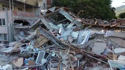 Zniszczenia po trzęsieniu ziemi w Turcji