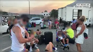 Turyści ewakuowani na Rodos z powodu pożarów lasów