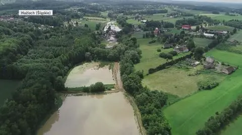 Podtopienia w Hażlach z perspektywy drona