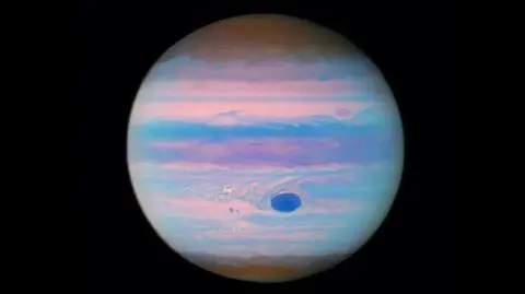 Król wśród planet lśni w obiektywie Teleskopu Hubble'a
