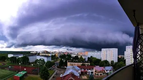 Wał szkwałowy nad Stalową Wolą