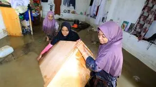 Skutki powodzi w Indonezji