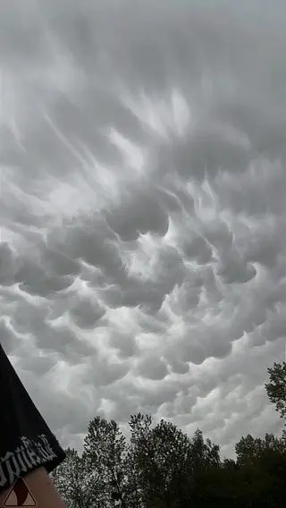Chmury mammatus na Kędzierzynem-Koźlem