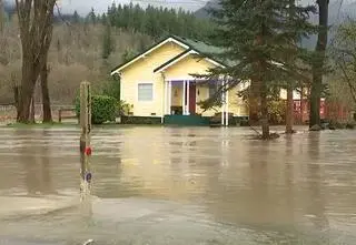 Poziom wody ciągle rośnie. "Nigdy nie widziałem czegoś takiego"