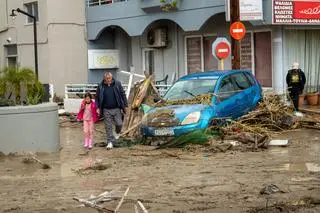 Rodos po gwałtownej powodzi