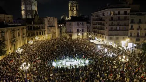"Nie poradzili sobie. Powinni odejść"