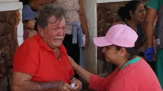 Mieszkańcy środkowej Boliwii sprzątają po powodzi