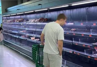 Relacje Polaków ze zdewastowanej Walencji. "Sklepy zostały niemal opróżnione"