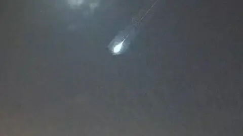 Bardzo jasna kula światła nad Będzinem. Wiemy, co to było