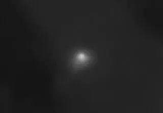 NASA pokazała nowe zdjęcia komety. Niektórzy myślą, że to UFO