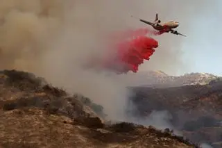 Akcja gaśnicza w hrabstwie Los Angeles