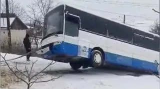 Zamknięte szkoły, domy bez prądu. Śnieg sparaliżował Rumunię