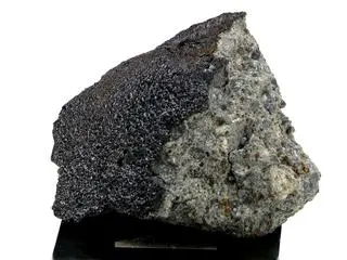 Fragment meteorytu z Poświętna