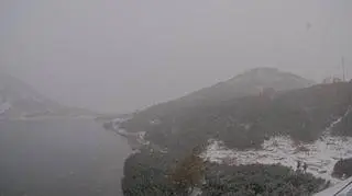 Ośnieżone stoki, oblodzenia. Warunki są trudne 