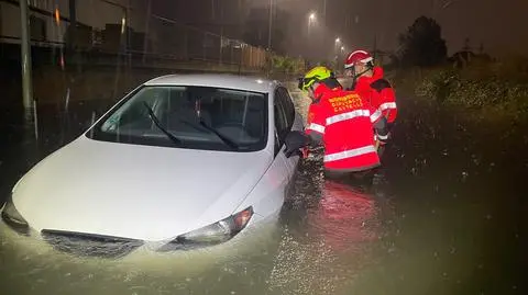 Zalane auto w Vila-real we Wspólnocie Walenckiej