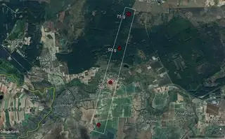 Obszar spadku fragmentów meteorytu wyznaczony przez Gábora Kővágó i Mateusza Żmiję ze Skytinel