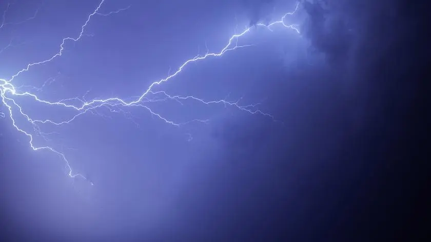 Burze z piorunami nie dają im spokoju. Nie żyje 14 osób