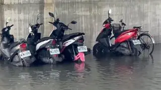 Odwołane loty, tysiące ewakuowanych. "Nie możemy tracić czujności"
