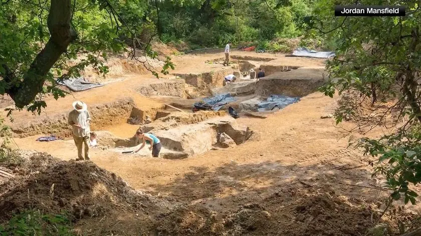 Niezwykłe ślady w palenisku. Przełomowe odkrycie archeologów