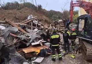 Ruszył na pomoc sąsiadce, porwała go lawina błotna. Zginęli obydwoje
