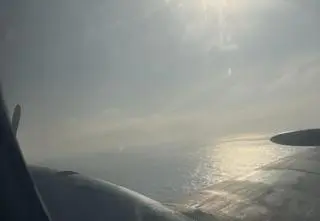 Przetrwali 55 dni na oceanie pod samodzielnie wykonanym żaglem