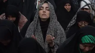 Najgorszy kryzys od dziesiątek lat, w kraju modły