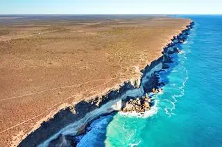 Klify Nullarbor Plain nad Wielką Zatoką Australijską