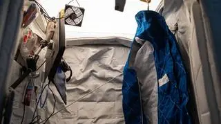Zdjęcie "sypialni" Sławosza na ISS