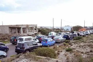 Zator na drodze do portu w Athinios