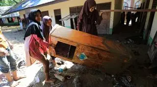 Skutki powodzi w Indonezji