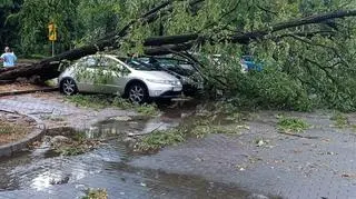 Skutki nawałnicy w Mielcu