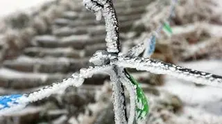 Tatrzańskie szczyty przykrył pierwszy, jesienny śnieg,