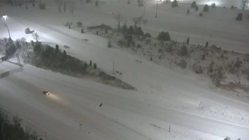 Śnieg zasypał drogi. Wszystko przez efekt jeziora