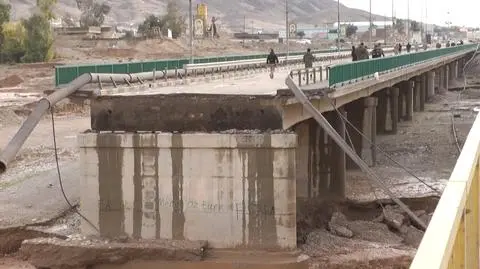 Zniszczony most w Tuz Khurmatu 