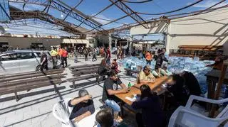 Skutki tornada w Rio Bonito do Iguacu w Brazylii