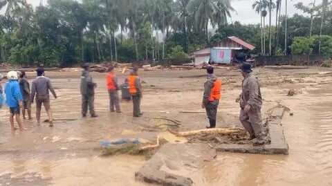 Śmiercionośna powódź w Indonezji 