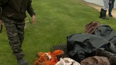 Umywalka, koło od traktora, kask rowerowy. Rozpoczęła się kolejna akcja sprzątania Biebrzy