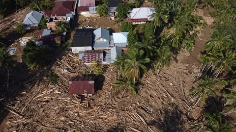 Zniszczona wioska w prowincji Aceh