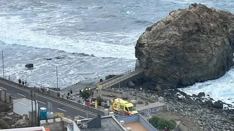 Potężne fale na Teneryfie zabiły trzy osoby i raniły kilkanaście