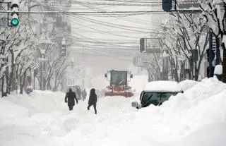 Rekordowe opady śniegu w Japonii - Obihiro