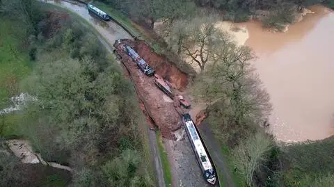 Lej krasowy we wschodniej Anglii pochłonął dwie łodzie