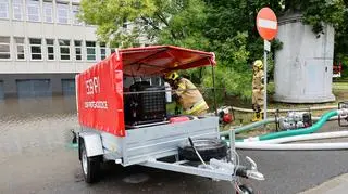 Sprzątanie po nawałnicy w Ostrowiu Wielkopolskim