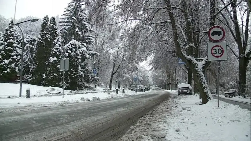 Śnieg zasypał Koszalin